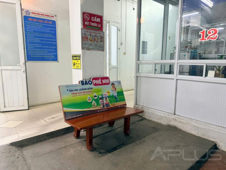 TRIỂN KHAI HOSPITAL BENCH OOH – BẢO PHẾ NHI, GIẢI PHÁP HIỆN DIỆN THƯƠNG HIỆU TRONG KHÔNG GIAN Y TẾ